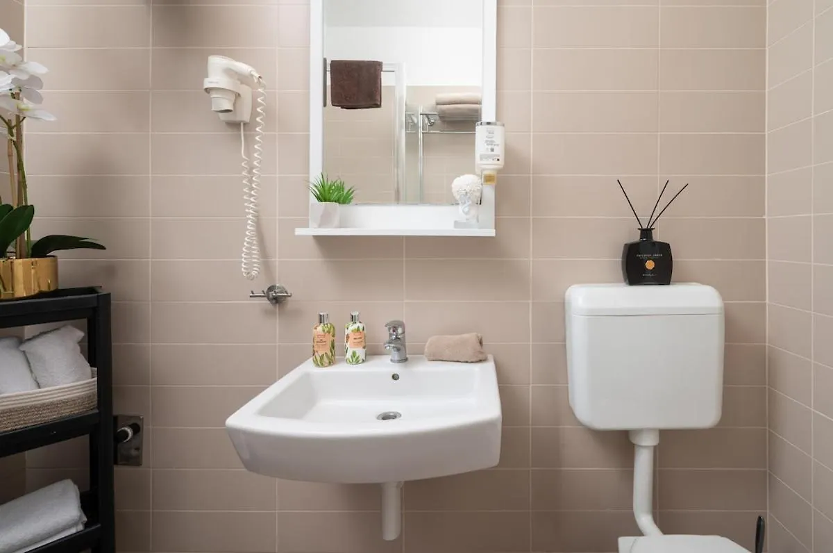 Sunny Resort Apartment 1221 돈제페트레케인