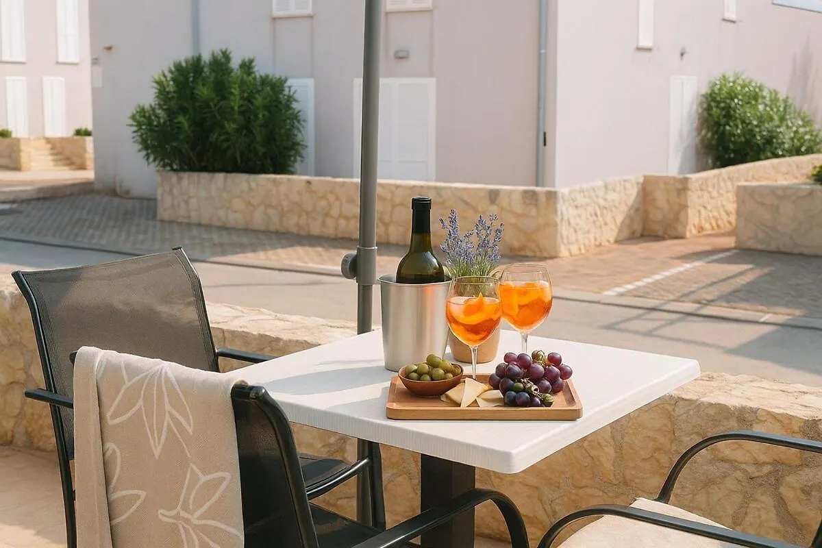 Sunny Resort Apartment 1221 돈제페트레케인 0*,  크로아티아